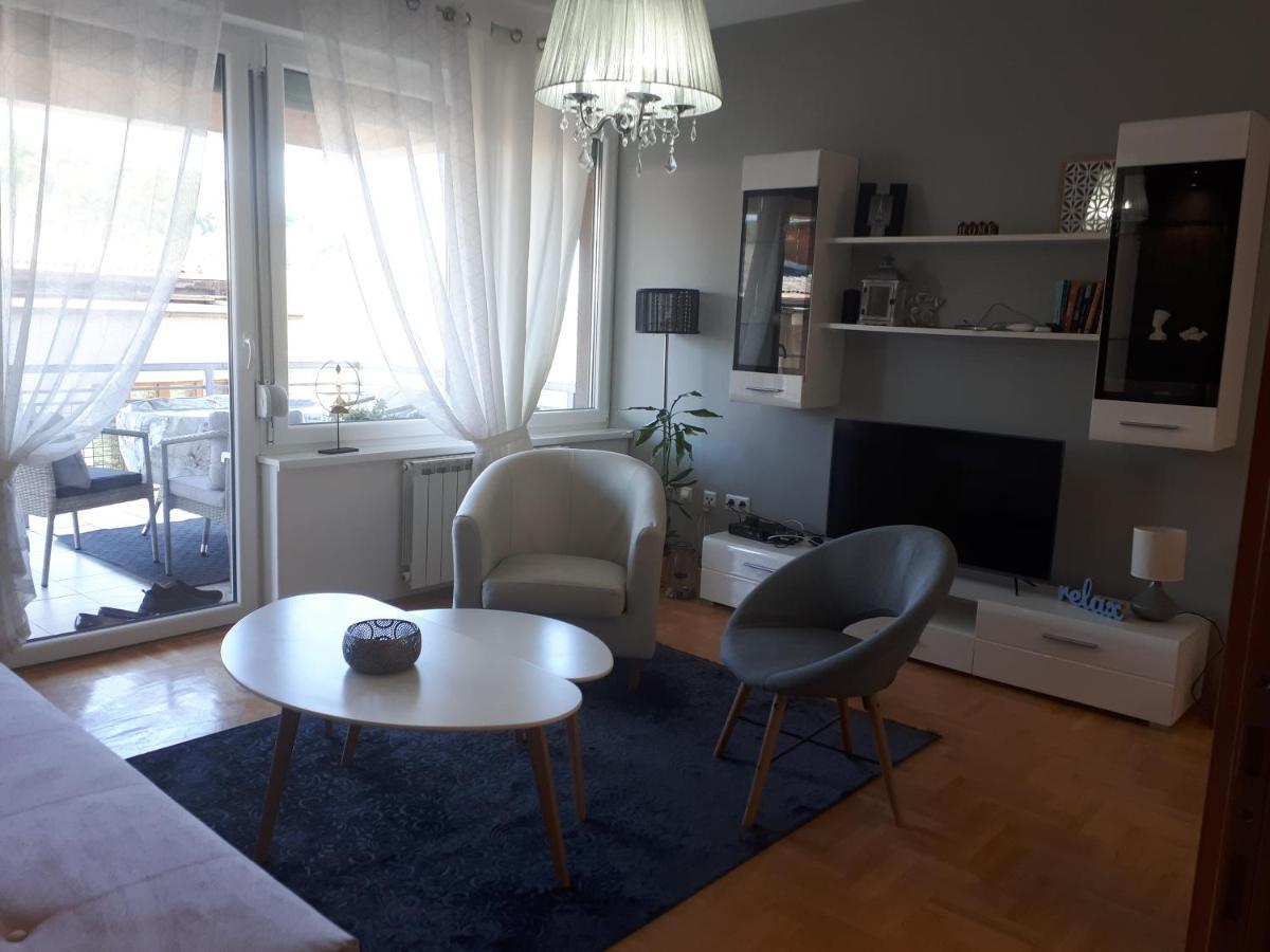 Apartman Diva ทูซลา ภายนอก รูปภาพ