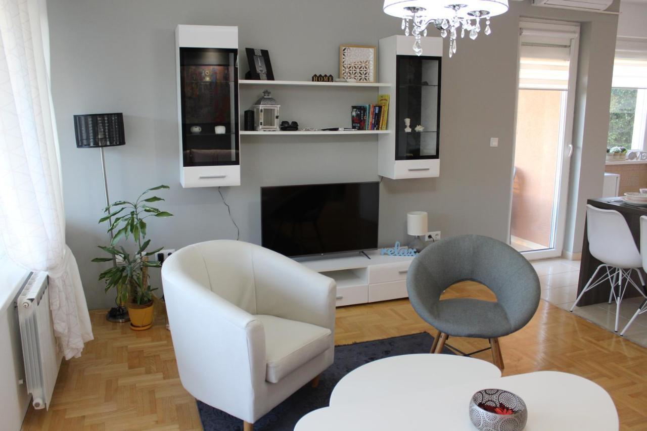 Apartman Diva ทูซลา ภายนอก รูปภาพ