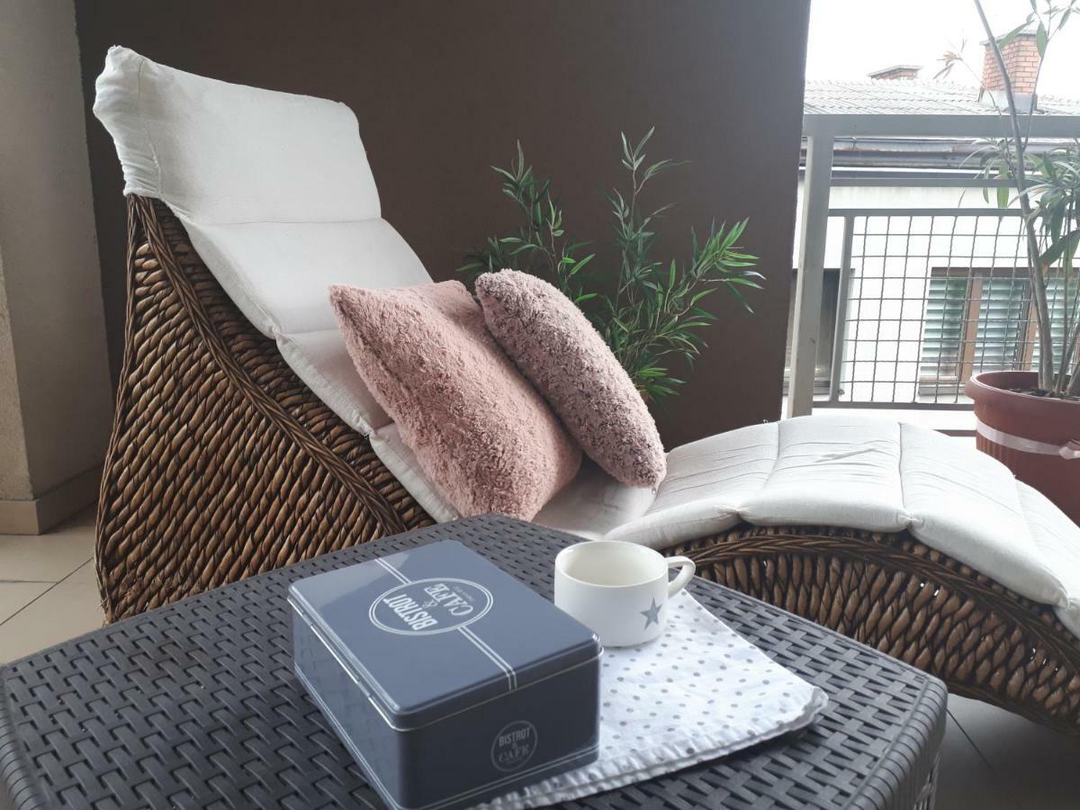 Apartman Diva ทูซลา ภายนอก รูปภาพ